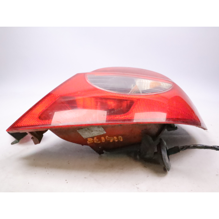 Feu arrière droit occasion RENAULT CLIO III Phase 1 - 1.6i 16v 110ch