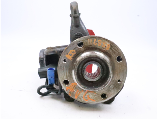 Fusee avg occasion PEUGEOT 2008 phase 2 - 1.6 HDI 100ch