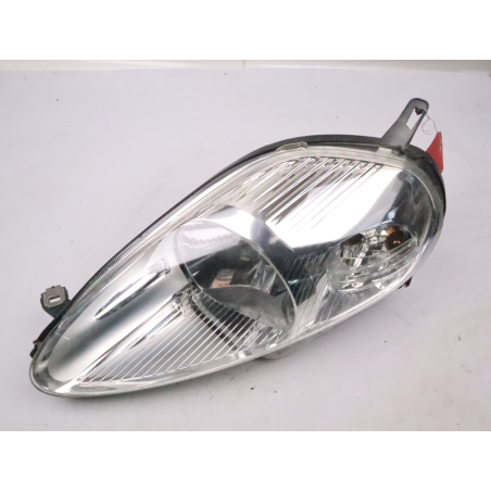 Phare gauche occasion FIAT GRANDE PUNTO III Phase 1 - 1.9 DT 130ch